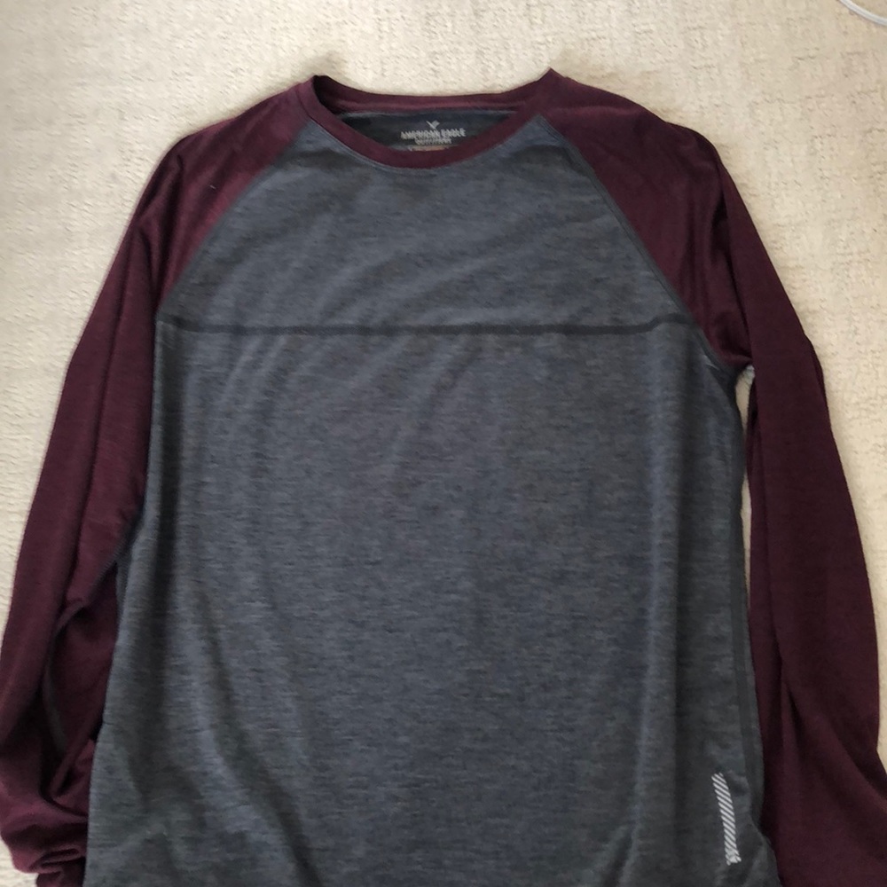 American Eagle 360 Extreme Flex Shirt